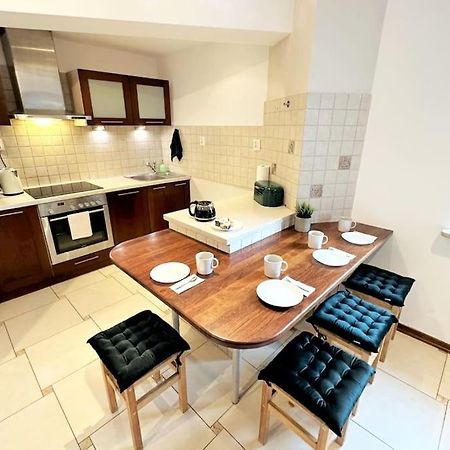 Exclusive Penthouse Near Citycenter 120M2 +Netflix Krakkó Kültér fotó