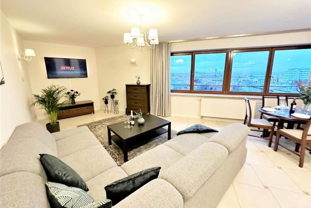 Exclusive Penthouse Near Citycenter 120M2 +Netflix Krakkó Kültér fotó