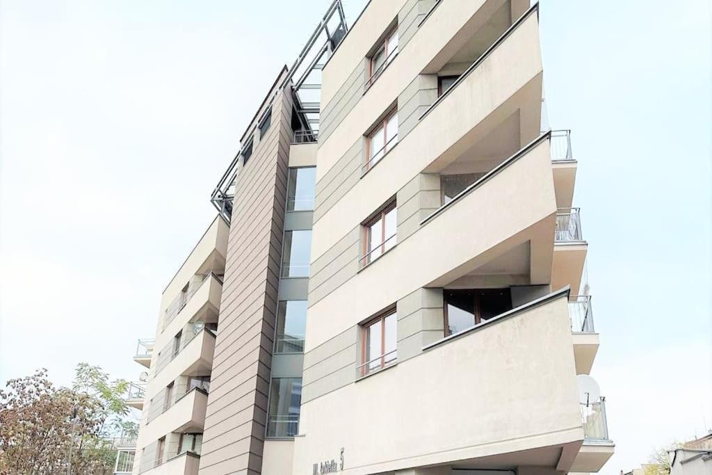 Exclusive Penthouse Near Citycenter 120M2 +Netflix Krakkó Kültér fotó