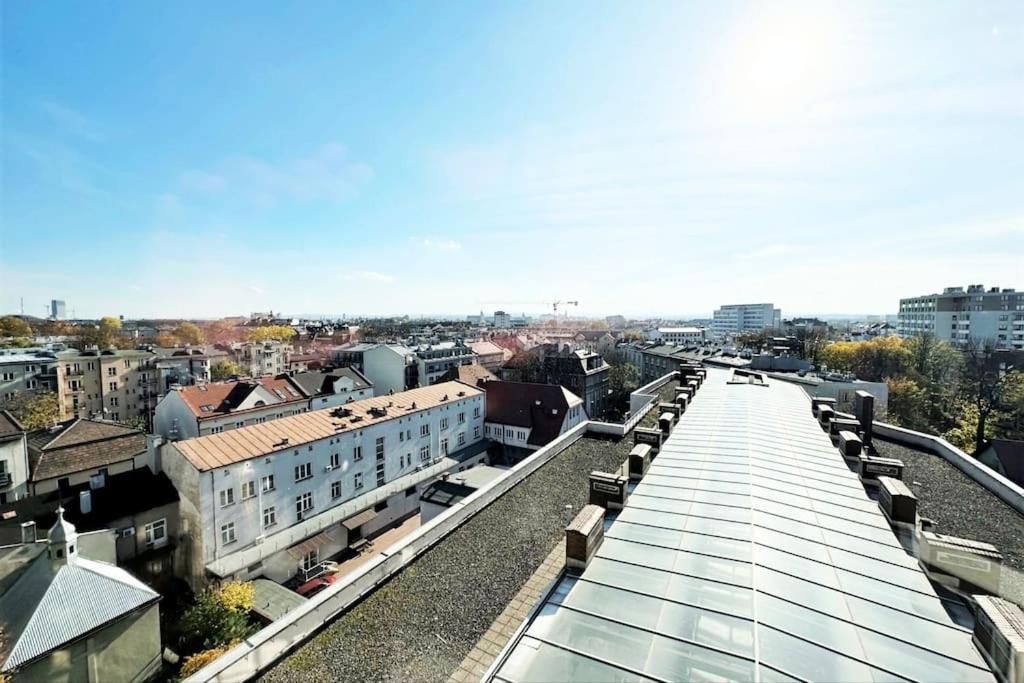 Exclusive Penthouse Near Citycenter 120M2 +Netflix Krakkó Kültér fotó