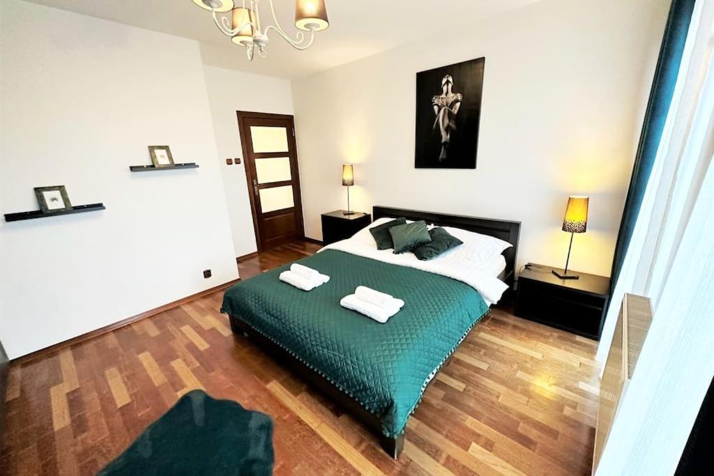 Exclusive Penthouse Near Citycenter 120M2 +Netflix Krakkó Kültér fotó