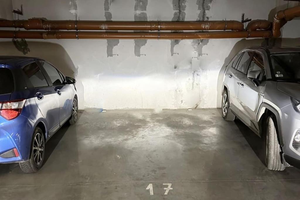 Exclusive Penthouse Near Citycenter 120M2 +Netflix Krakkó Kültér fotó