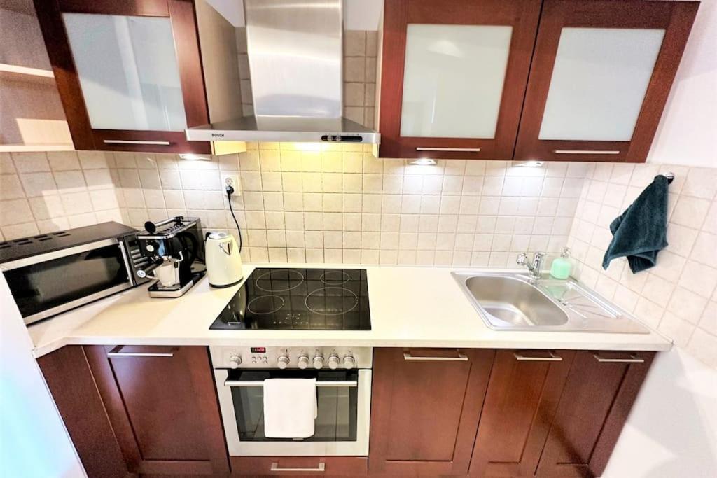 Exclusive Penthouse Near Citycenter 120M2 +Netflix Krakkó Kültér fotó