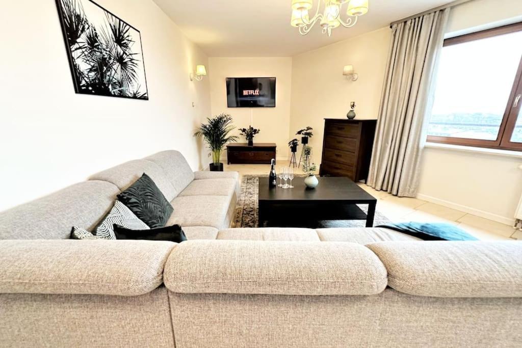 Exclusive Penthouse Near Citycenter 120M2 +Netflix Krakkó Kültér fotó
